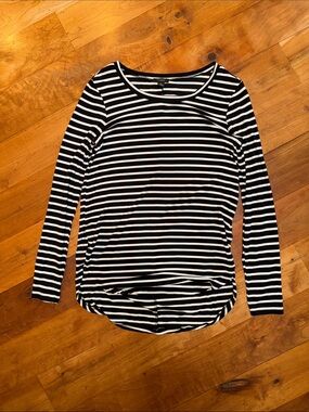 Halogen Black & White Striped Long-Sleeve Scoop Neck Top